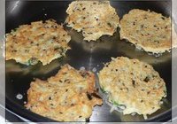 鸡蛋土豆饼的做法 步骤4