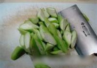 海米烧丝瓜的做法 步骤2