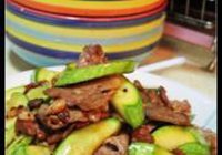 蒜香肉炒西葫芦的做法 步骤6