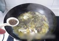 酸菜鱼的做法 步骤14