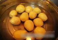 鸡香土豆仔的做法 步骤2