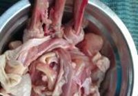 茄菇腐乳鸡的做法 步骤2