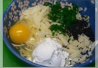 鸡蛋土豆饼的做法 步骤1