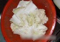 大白菜蒸咸肉的做法 步骤2