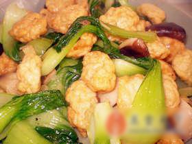 鸡肉小丸子