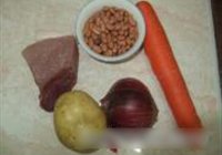 土豆花生烧肉的做法 步骤1