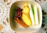 小鸡炖榛蘑的做法 步骤5