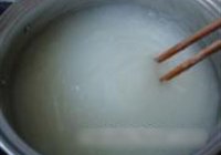 豆豉剁椒炒凉粉的做法 步骤3