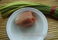 蒜苔炒肉丝的做法 步骤1