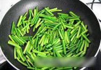 香菇蒜薹炒肉丝的做法 步骤7