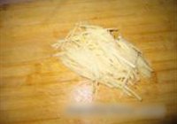 酱油土豆丝的做法 步骤2