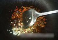 豆豉剁椒炒凉粉的做法 步骤8