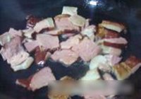 蒜薹炒腊肉的做法 步骤3