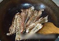 椒盐皮皮虾的做法 步骤9