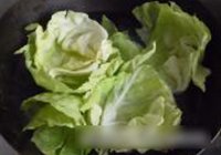 蒸圆白菜肉卷的做法 步骤5