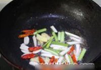 黄焖鱼的做法 步骤4
