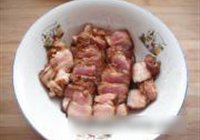 梅菜扣肉的做法 步骤8