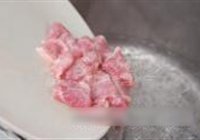 香椿肉片溜豆腐的做法 步骤6