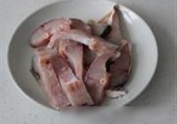 黄焖鱼的做法 步骤1