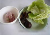 蒸圆白菜肉卷的做法 步骤1