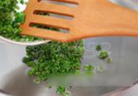 香椿肉片溜豆腐的做法 步骤7