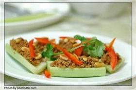 肉糜酿西芹