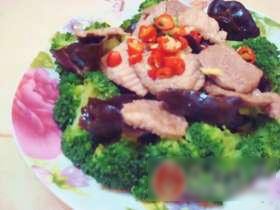 西兰花木耳肉片