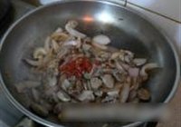 辣炒鸡心洋葱片的做法 步骤11