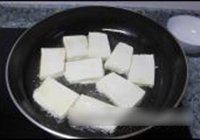 蒜香嫩豆腐的做法 步骤3
