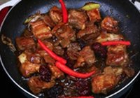 桂圆红枣烧排骨的做法 步骤4