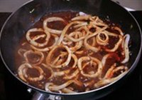石锅牡蛎鱿鱼豆腐汤的做法 步骤5
