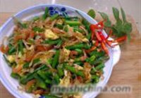 鱼虾劲炒韭菜花的做法 步骤9