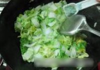 蒜香白菜的做法 步骤5