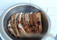 梅菜扣肉的做法 步骤17