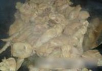 松茸魔芋烧仔鸡的做法 步骤7