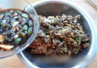 梅菜扣肉的做法 步骤25