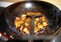 兰花干红烧肉的做法 步骤2