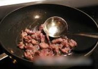 乔州大头葱炒牛肉的做法 步骤3