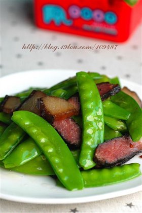 荷兰豆炒腊肉
