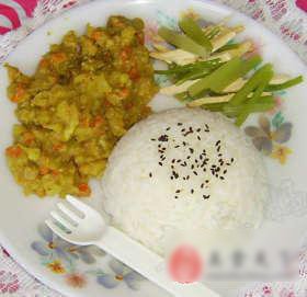 咖哩土豆肉饭