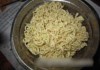 炸酱面的做法 步骤2
