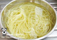 冷面的做法 步骤3