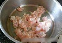 双椒桃仁鸡丁的做法 步骤5