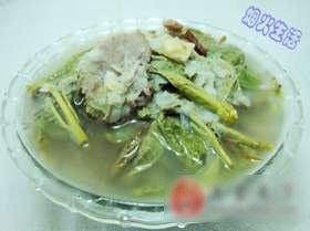 蚕豆煮枇杷叶