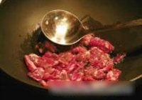 番茄牛肉的做法 步骤2