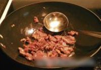 番茄牛肉的做法 步骤3