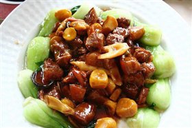 板栗红烧肉
