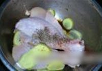 可乐鸡腿的做法 步骤2