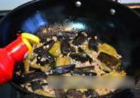 肉末茄子的做法 步骤7