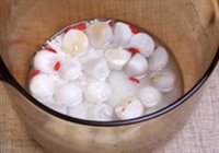 醪糟枸杞炖芋艿的做法 步骤4